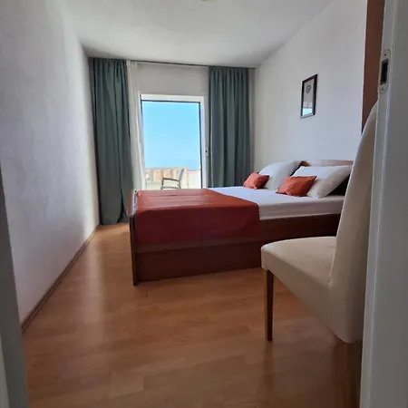 Irena Apartment