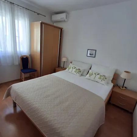 Irena Apartment Bol